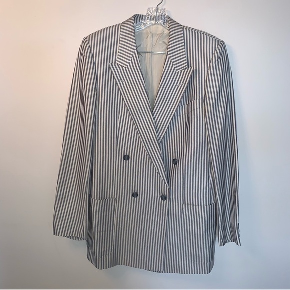 Hugo Boss 100% Silk White and Blue Pin Stripe Double-Breasted Blazer - Picture 1 of 12